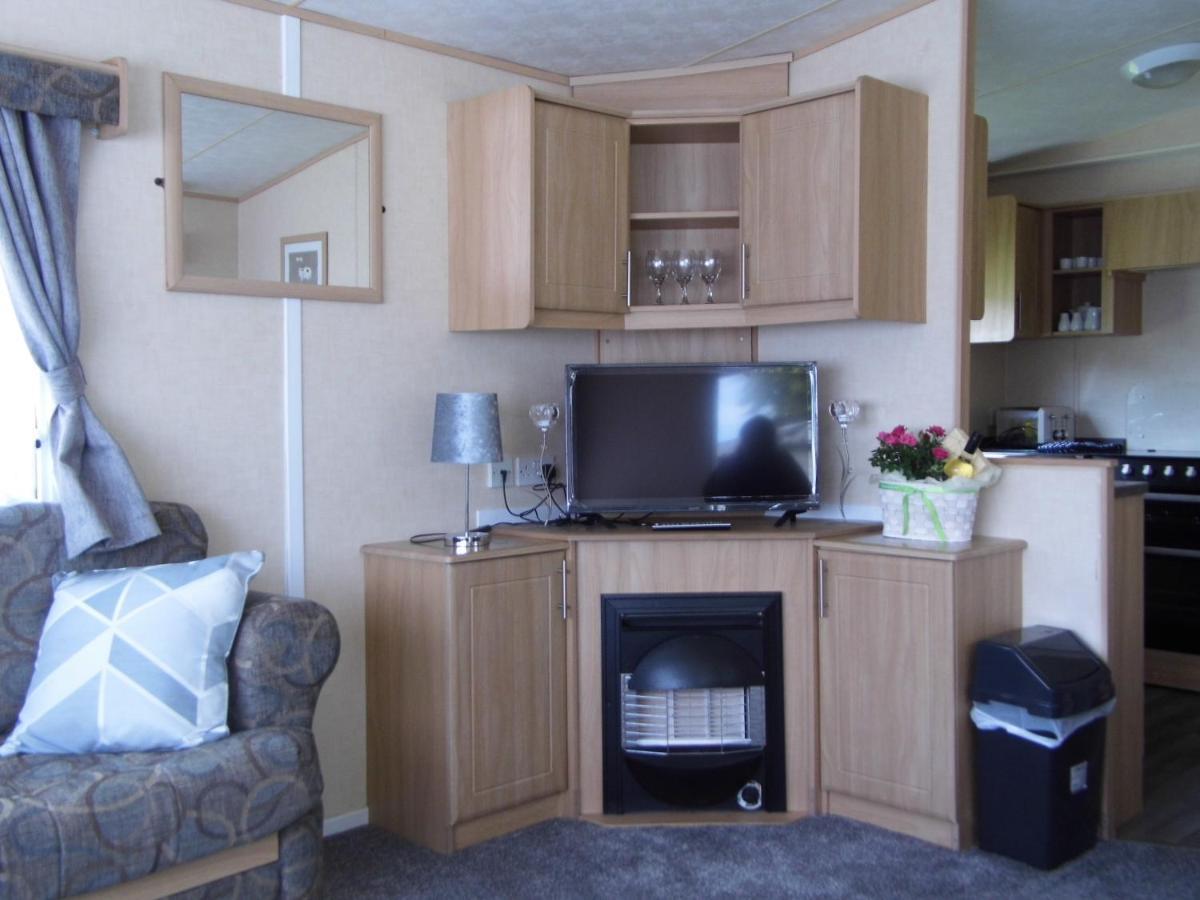 Oakdene -3 Bedroom Caravan Weeley Kültér fotó
